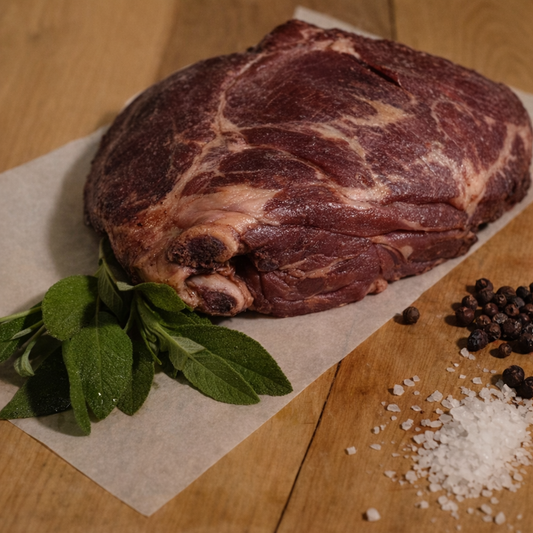 Dry-aged Rehschlögel am Knochen